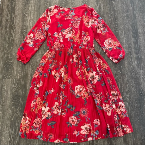 Ava & Viv Red Floral Chiffon Midi Dress - Picture 3 of 10
